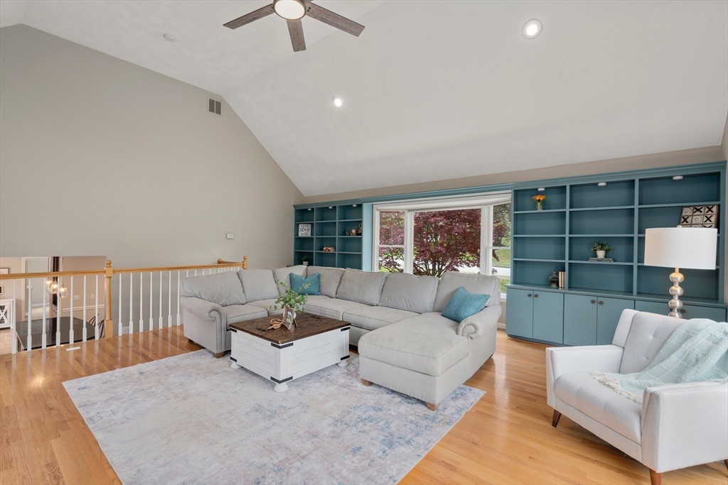 16 Kings Row North Reading, MA 01864 - Photo 10 of 30