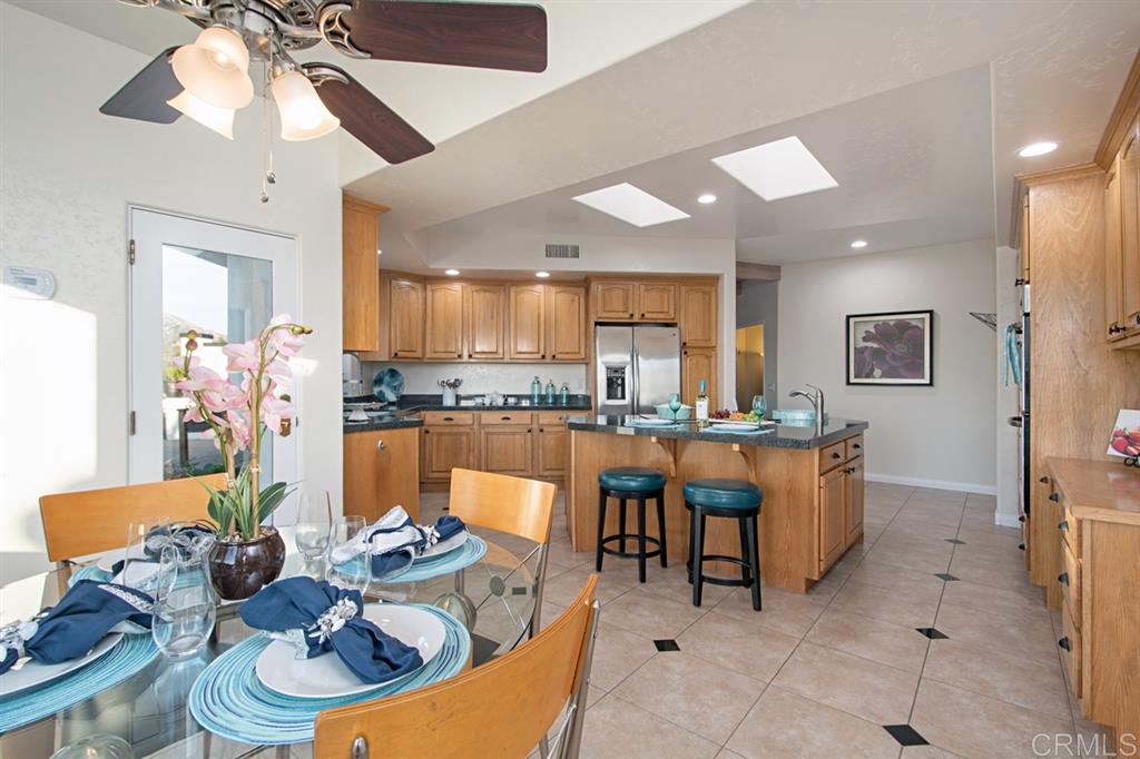 14930 Gavan Vista Road Poway, CA 92064 - Photo 9 of 25