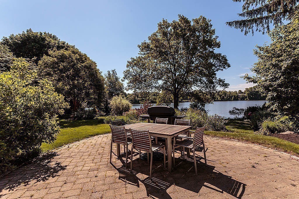 81 Oliver Road Belmont, MA 02478 - Photo 17 of 20 Gallery Image 17