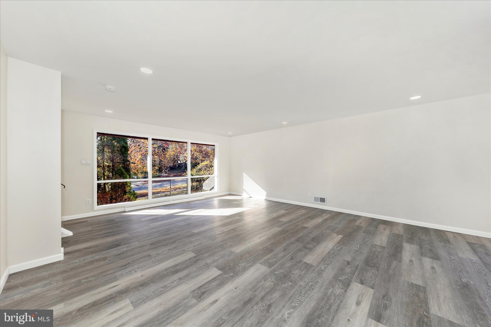 11821 Pittson Road Silver Spring, MD 20906 - Photo 19 of 48 Family Room
