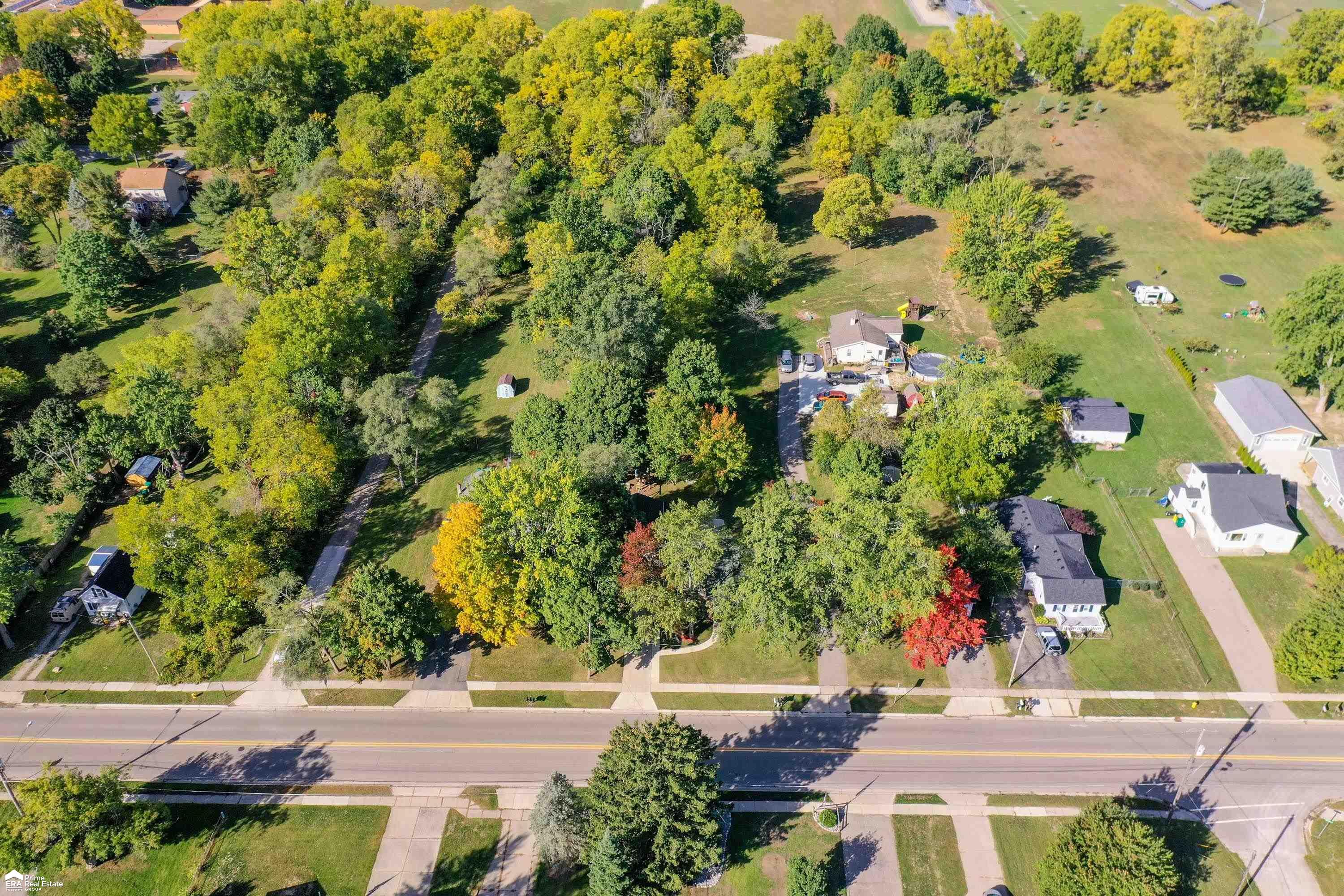 473 Deland Road Flushing, MI 48433 - Photo 8 of 52