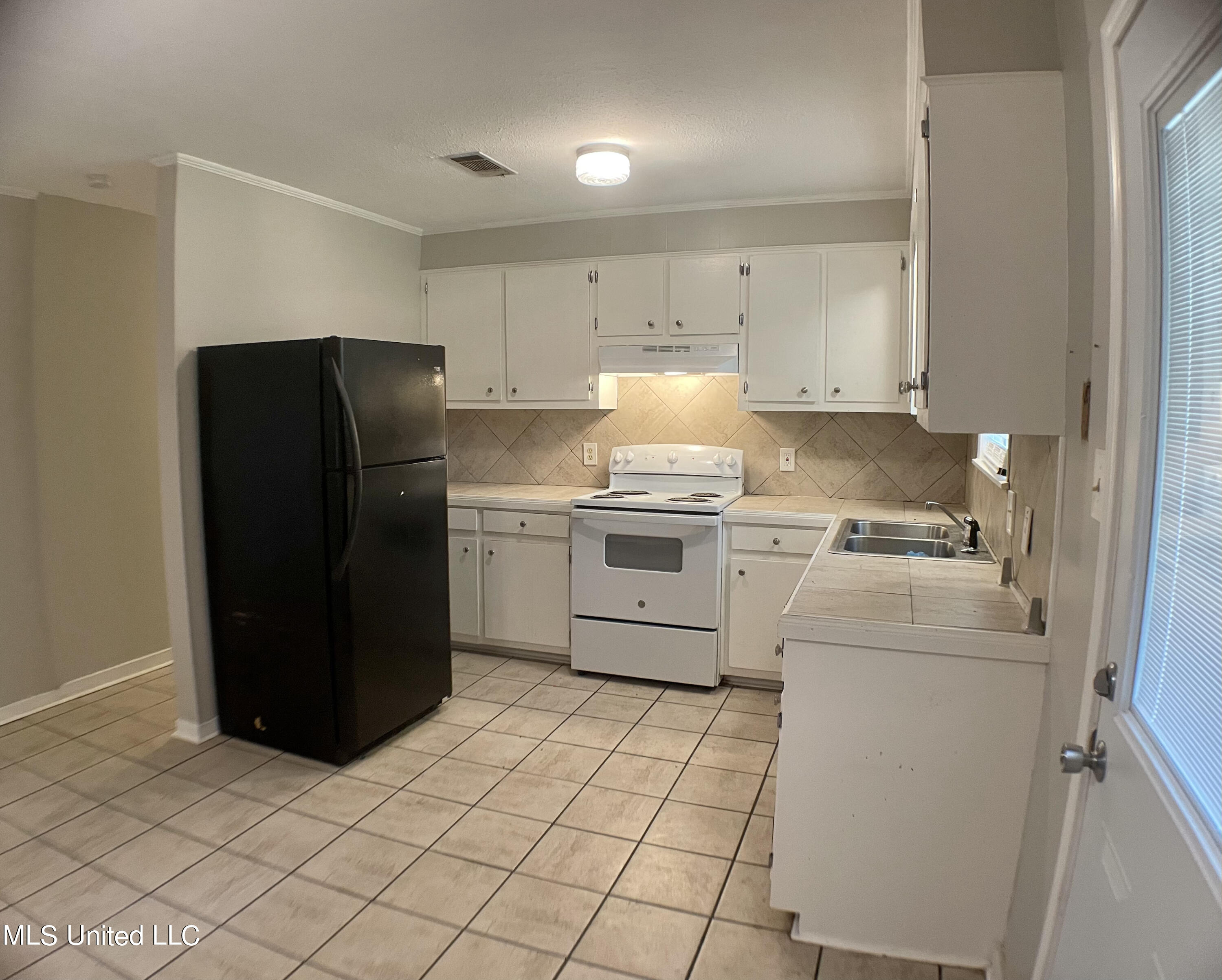 204 Martin Road Brandon, MS 39042 - Photo 3 of 13 FullSizeRender 14