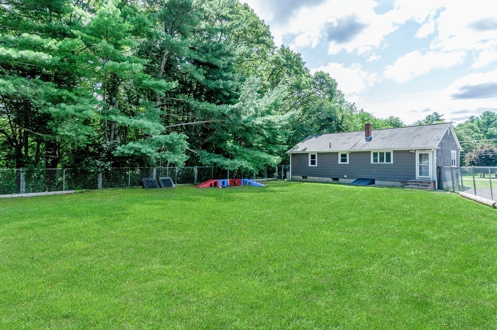 201 Peckham Road Acushnet, MA 02743 - Photo 17 of 36 Gallery Image 17