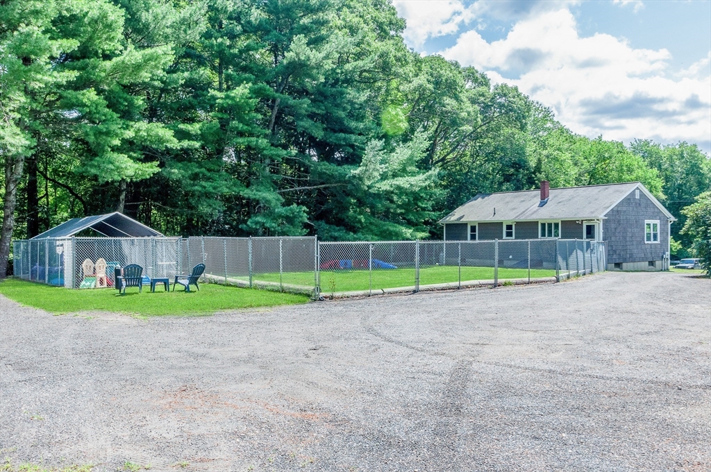201 Peckham Road Acushnet, MA 02743 - Photo 18 of 36 Gallery Image 18