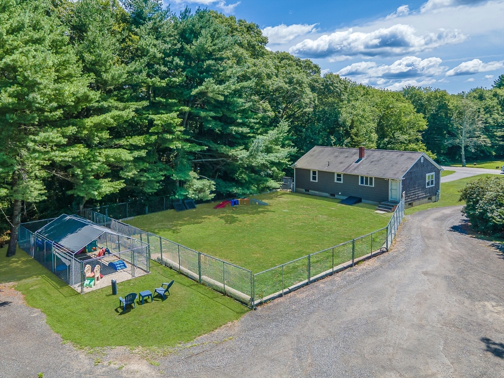 201 Peckham Road Acushnet, MA 02743 - Photo 19 of 36 Gallery Image 19