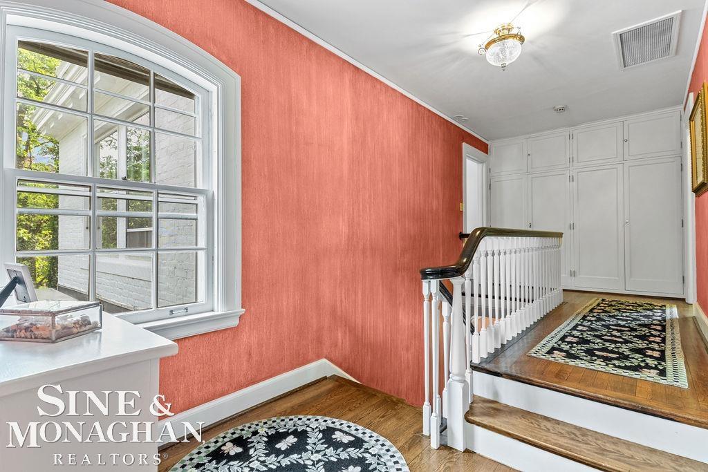 168 Vendome Road Grosse Pointe, MI 48236 - Photo 24 of 74 50122055-23.JPG