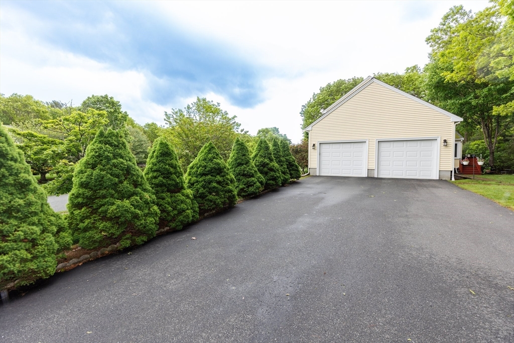 84 Pattys Road Mansfield, MA 02048 - Photo 28 of 31 Gallery Image 28