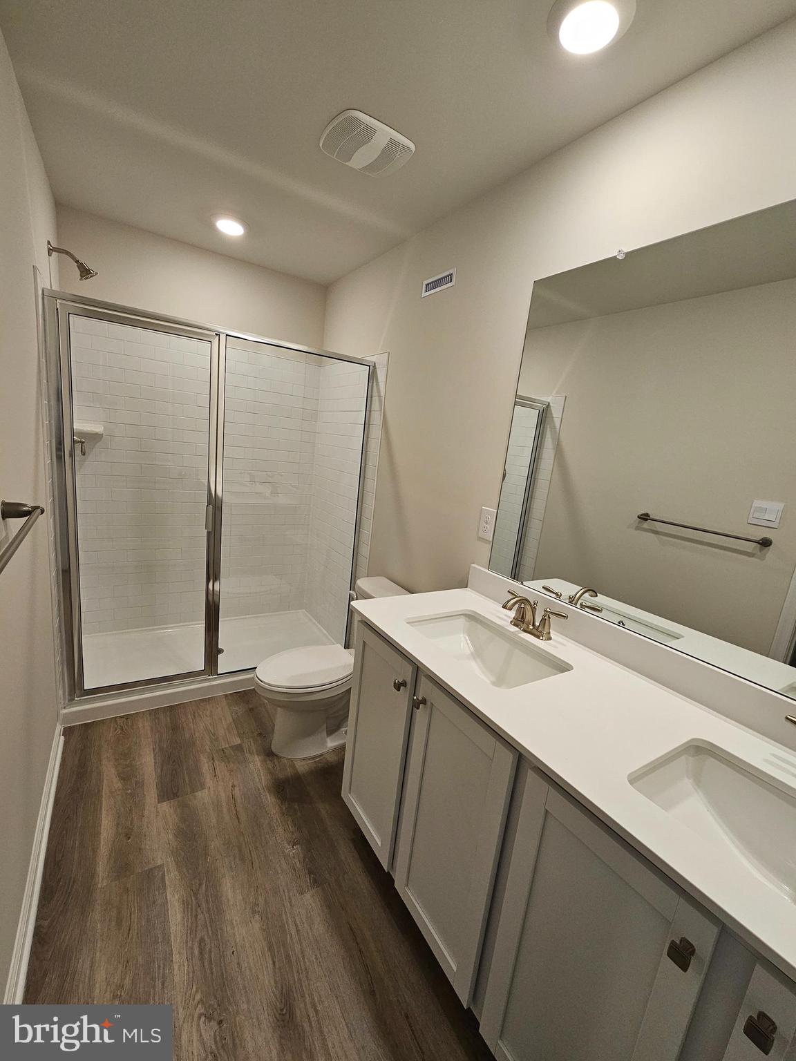 21 Alexander Way Westampton, NJ 08060 - Photo 24 of 25 a bathroom with a sink and a mirror