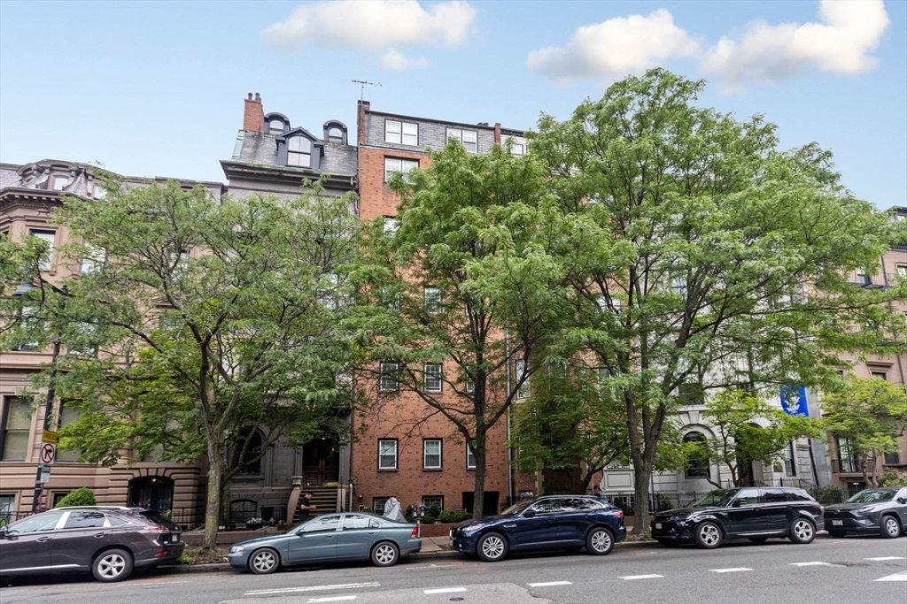 122 Beacon Street, Unit 6 Boston, MA 02116 - Photo 16 of 17