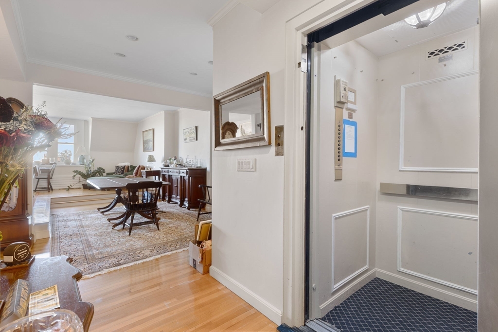 122 Beacon Street, Unit 6 Boston, MA 02116 - Photo 2 of 17