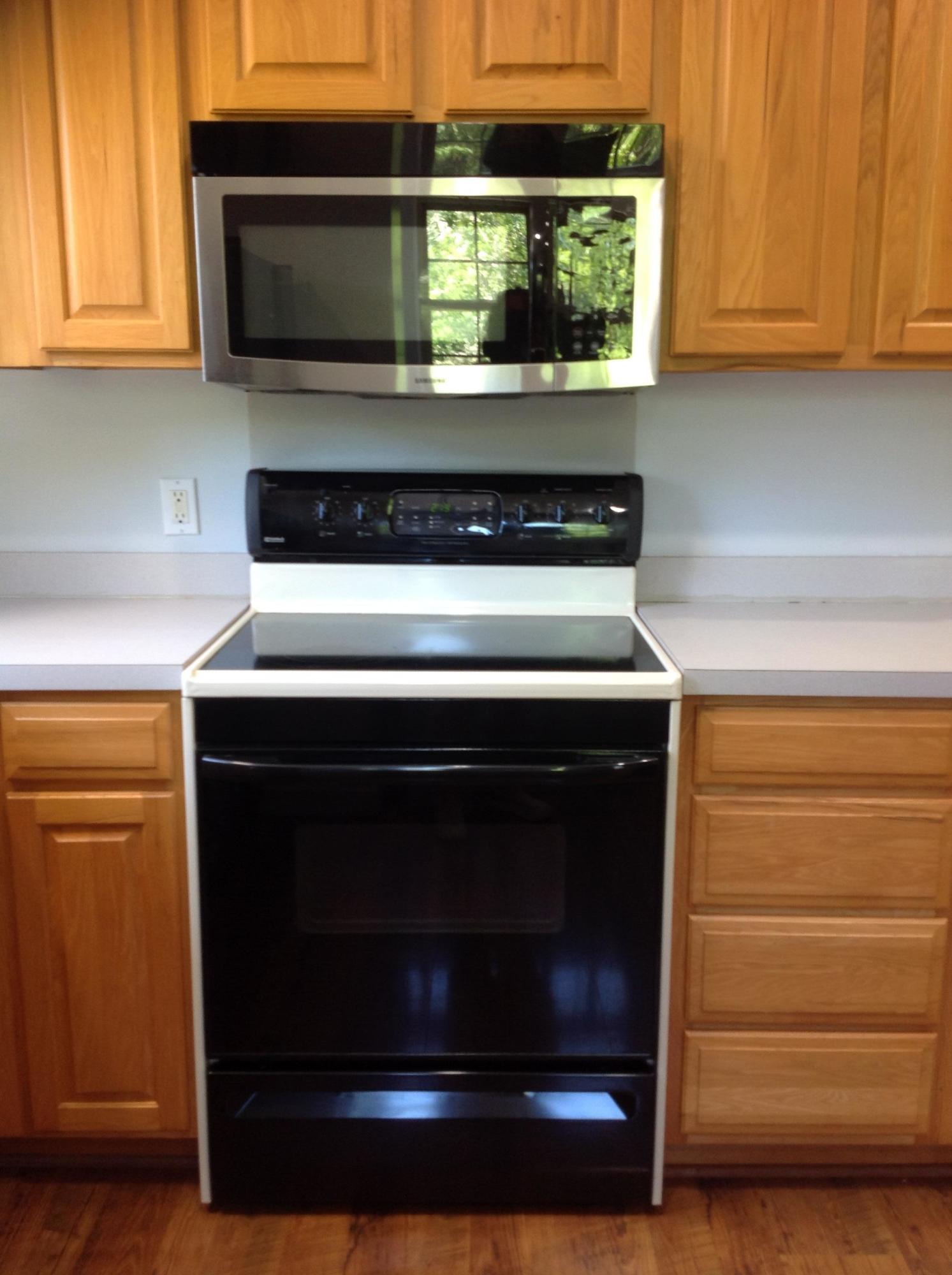 1189 Gardensgate Road Eutawville, SC 29048 - Photo 18 of 36 Kitchen