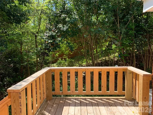 $1,095 | 2717 Columbus Circle, Charlotte, NC 28208