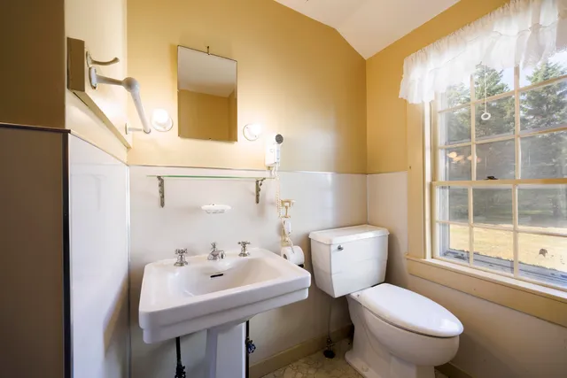 $1,250,000 | 435 Seawall Road, Southwest Harbor, ME 04679