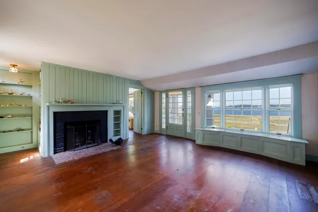 $1,250,000 | 435 Seawall Road, Southwest Harbor, ME 04679
