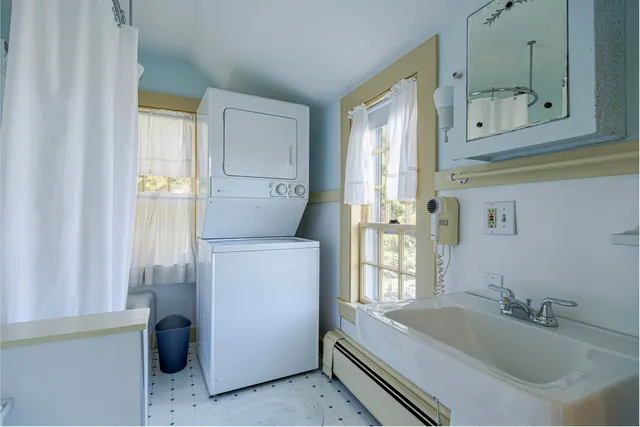 $1,250,000 | 435 Seawall Road, Southwest Harbor, ME 04679