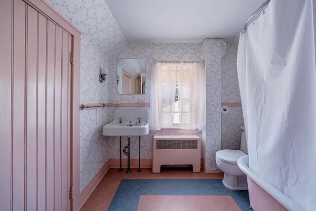 $1,250,000 | 435 Seawall Road, Southwest Harbor, ME 04679