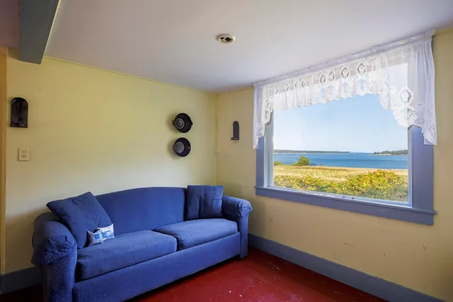 $1,250,000 | 435 Seawall Road, Southwest Harbor, ME 04679