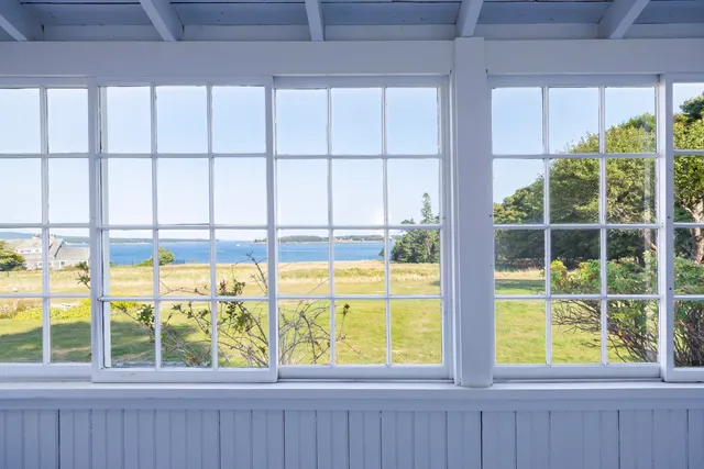 $1,250,000 | 435 Seawall Road, Southwest Harbor, ME 04679