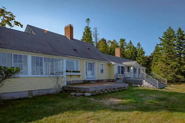 $1,250,000 | 435 Seawall Road, Southwest Harbor, ME 04679