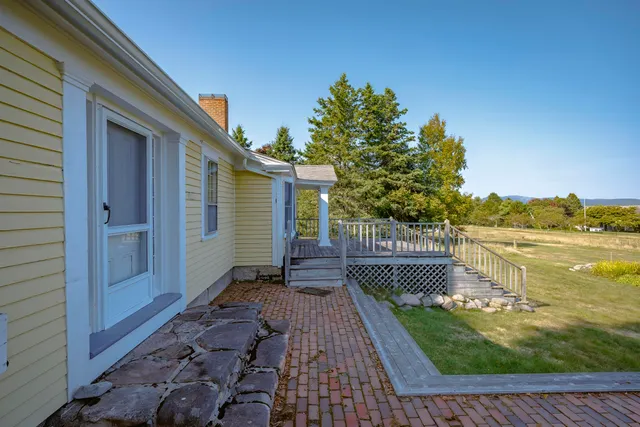 $1,250,000 | 435 Seawall Road, Southwest Harbor, ME 04679