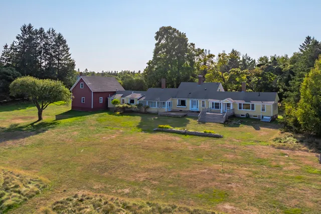 $1,250,000 | 435 Seawall Road, Southwest Harbor, ME 04679