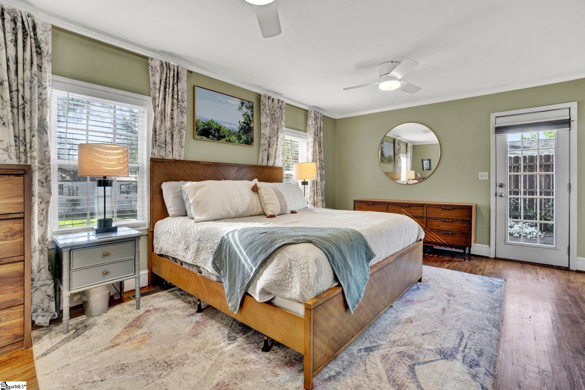 409 Parkins Mill Road Greenville, SC 29607 - Photo 11 of 22