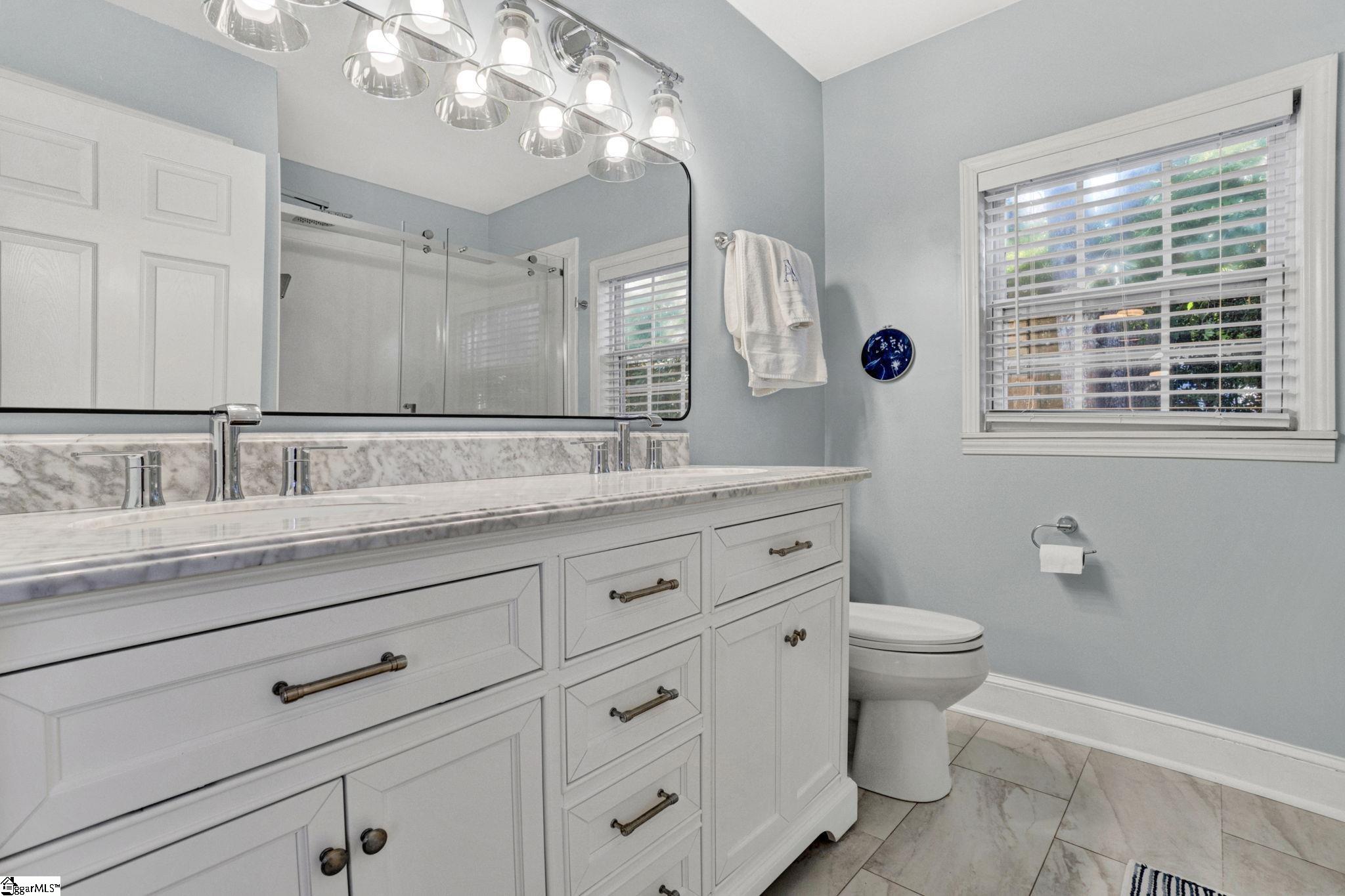 409 Parkins Mill Road Greenville, SC 29607 - Photo 13 of 22