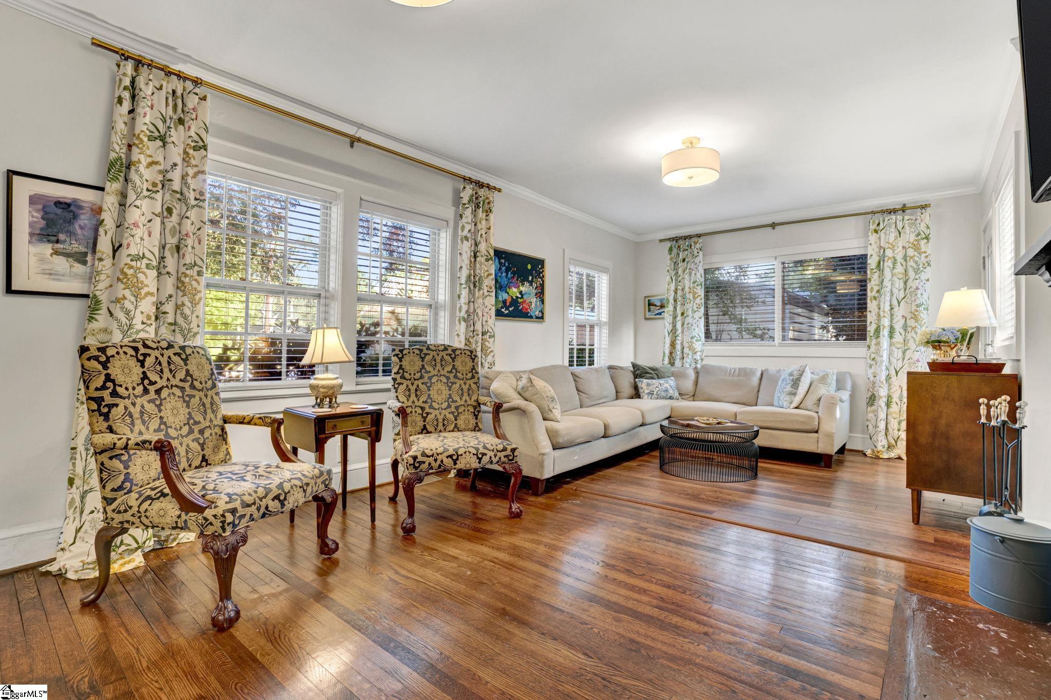 409 Parkins Mill Road Greenville, SC 29607 - Photo 4 of 22