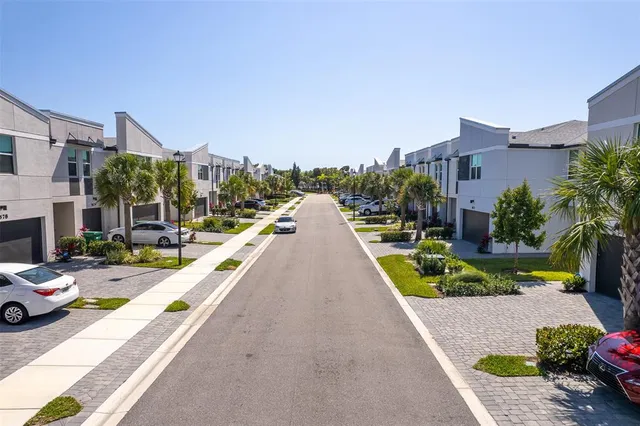 $375,000 | 5659 Enclave Drive, West Palm Beach, FL 33407