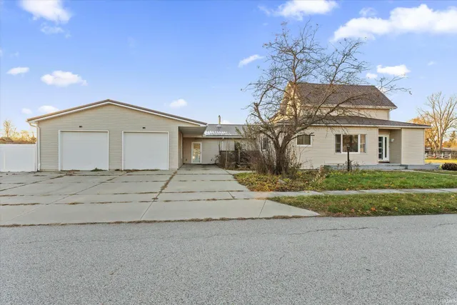 $315,000 | 2301 Aurora Avenue, Elkhart, IN 46517