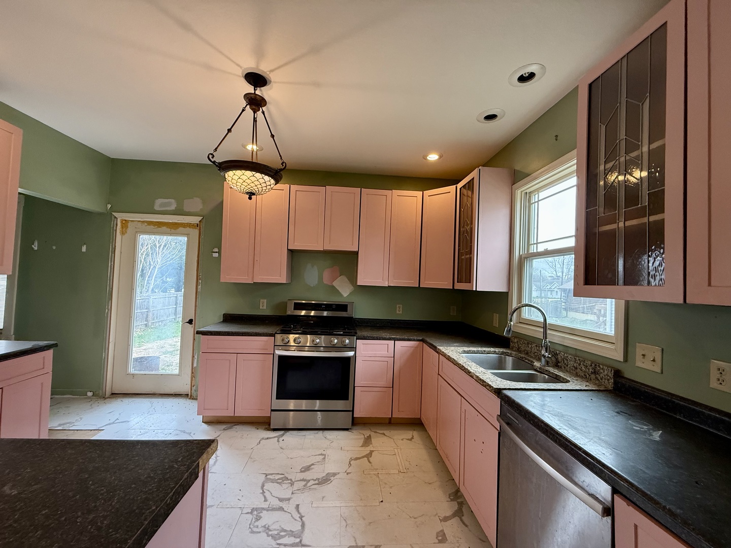 723 East Sangamon Avenue Rantoul, IL 61866 - Photo 5 of 17 Gallery Image 5