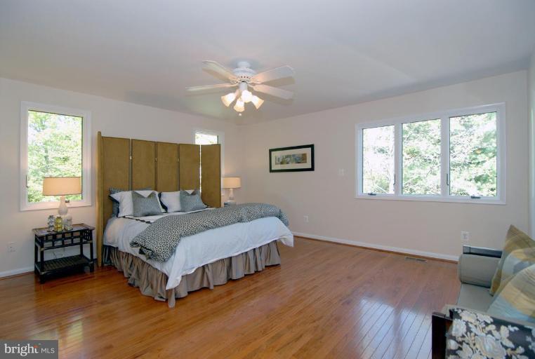 10929 Beach Mill Road Great Falls, VA 22066 - Photo 15 of 27 Master Bedroom