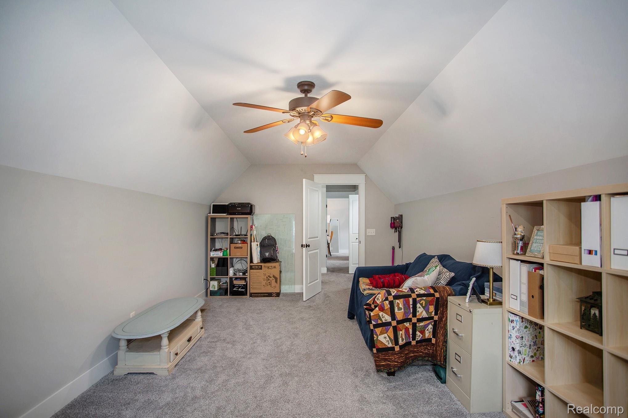 600 North Hughes Road Howell, MI 48843 - Photo 13 of 33 21.jpg