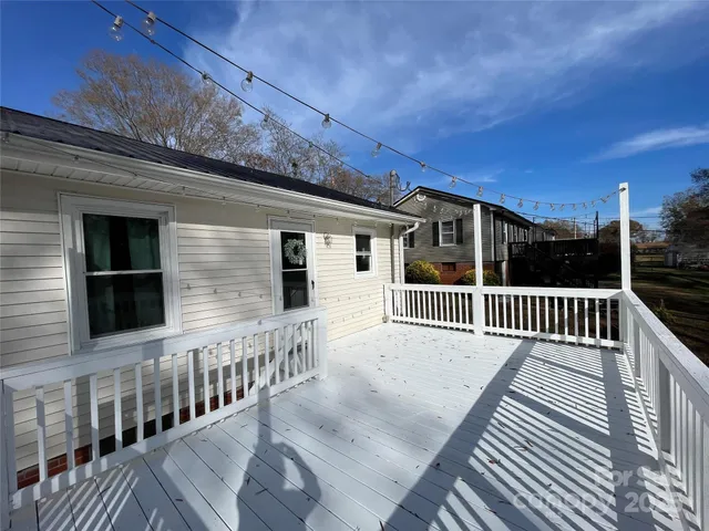 a view of deck with flat screen tv and deck