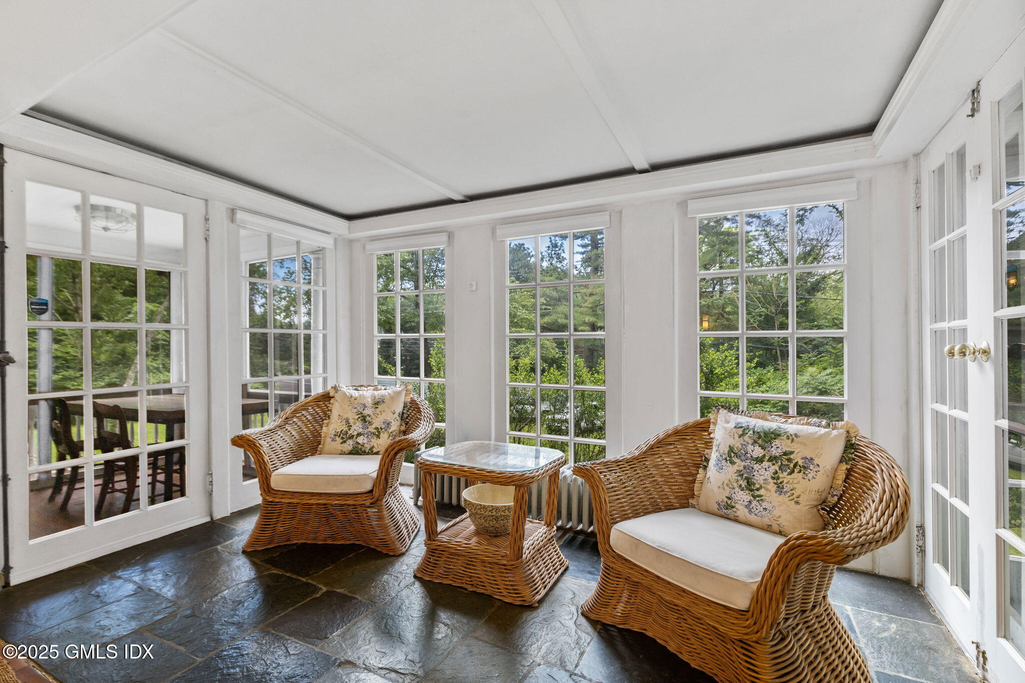 281 Riversville Road Greenwich, CT 06831 - Photo 4 of 27 Sitting Room