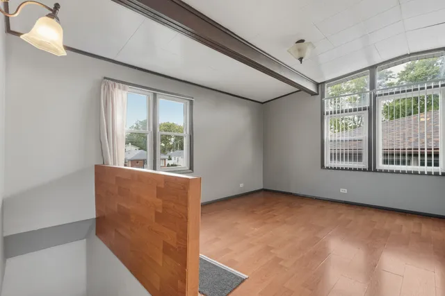 $305,000 | 11013 Menard Avenue, Chicago Ridge, IL 60415