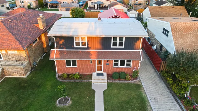 $305,000 | 11013 Menard Avenue, Chicago Ridge, IL 60415