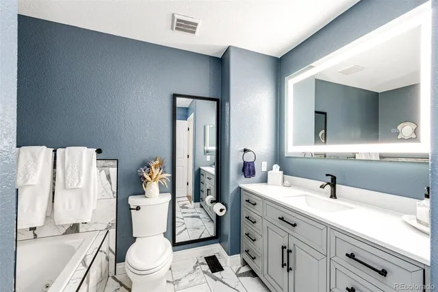 $550,000 | 11488 West Radcliffe Drive, Littleton, CO 80127