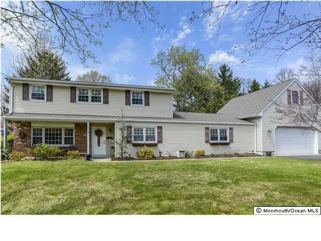 38 Lone Oak Road Middletown, NJ 07748 - Photo 1 of 25 Primary Photo