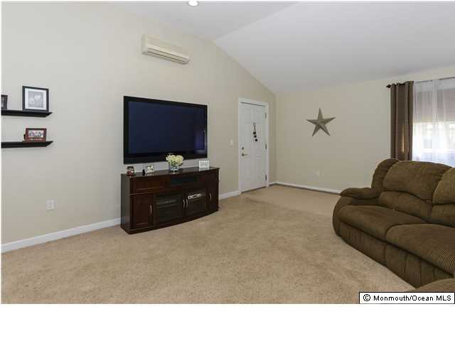 38 Lone Oak Road Middletown, NJ 07748 - Photo 15 of 25 Additional Photo