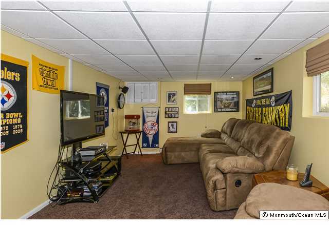 38 Lone Oak Road Middletown, NJ 07748 - Photo 18 of 25 Additional Photo