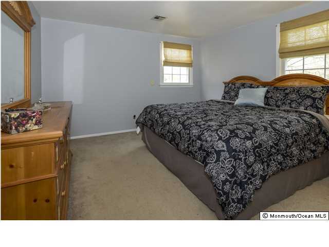 38 Lone Oak Road Middletown, NJ 07748 - Photo 21 of 25 Additional Photo