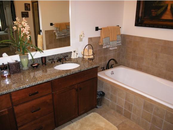 3 Riverside Terrace Drive, Unit B Lincoln, NH 03251 - Photo 12 of 24 Gallery Image 12