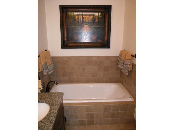 3 Riverside Terrace Drive, Unit B Lincoln, NH 03251 - Photo 14 of 24 Gallery Image 14