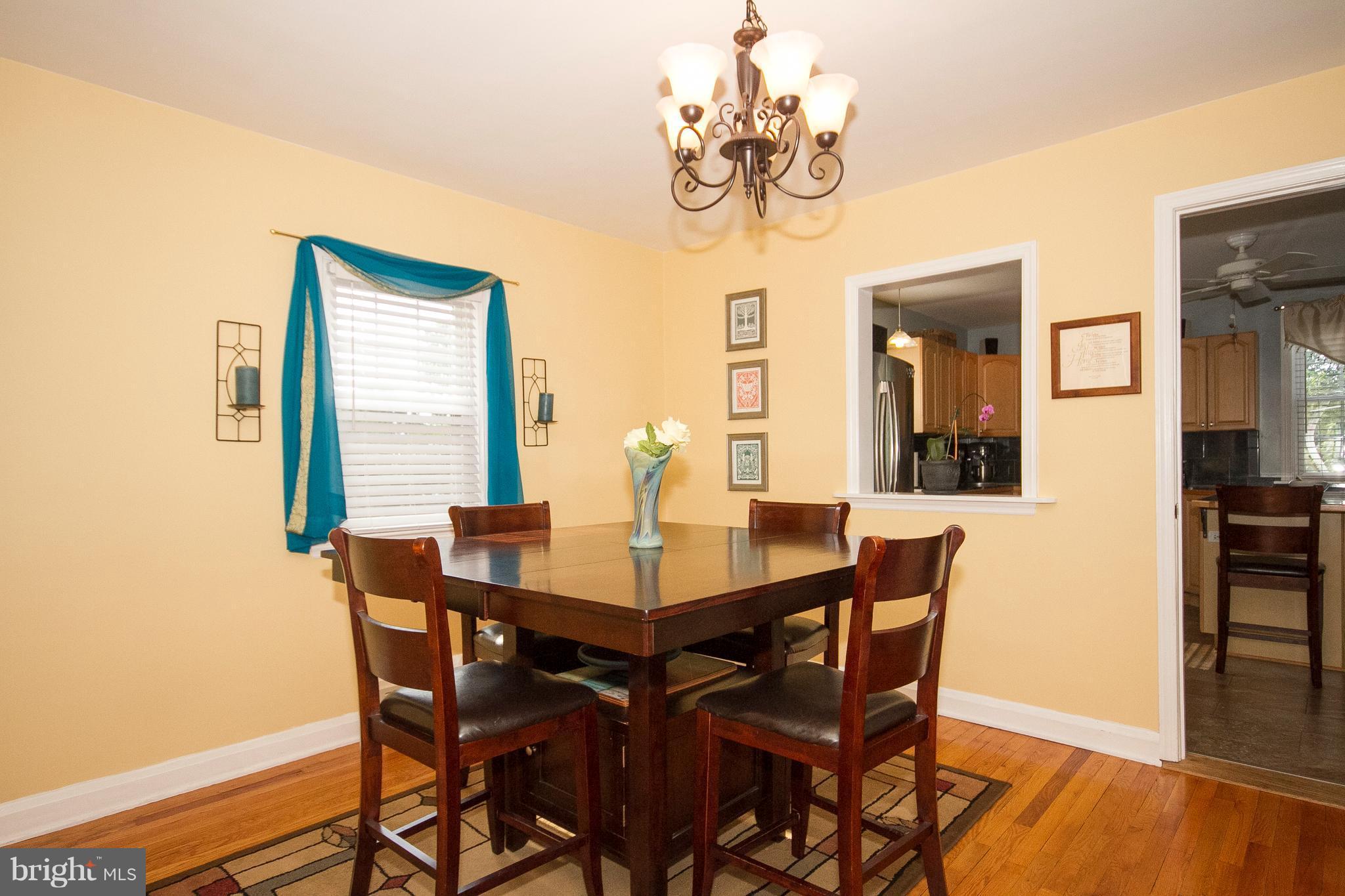 1005 Arran Road Baltimore, MD 21239 - Photo 6 of 26 Dining Room