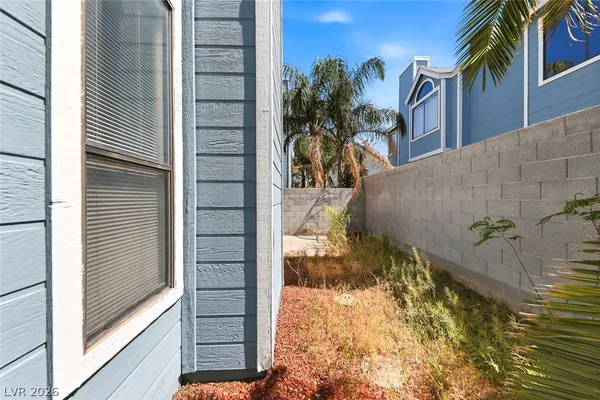 $285,000 | 4987 Strauss Drive, Las Vegas, NV 89146