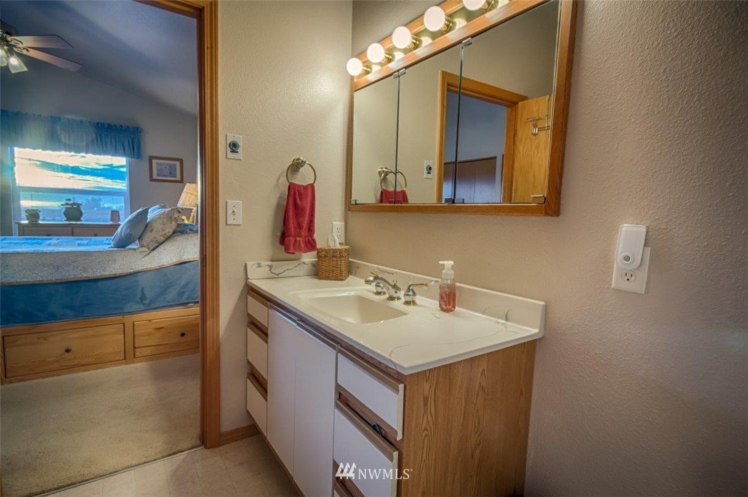 17 McCullough Road Copalis Beach, WA 98535 - Photo 4 of 13 Gallery Image 4