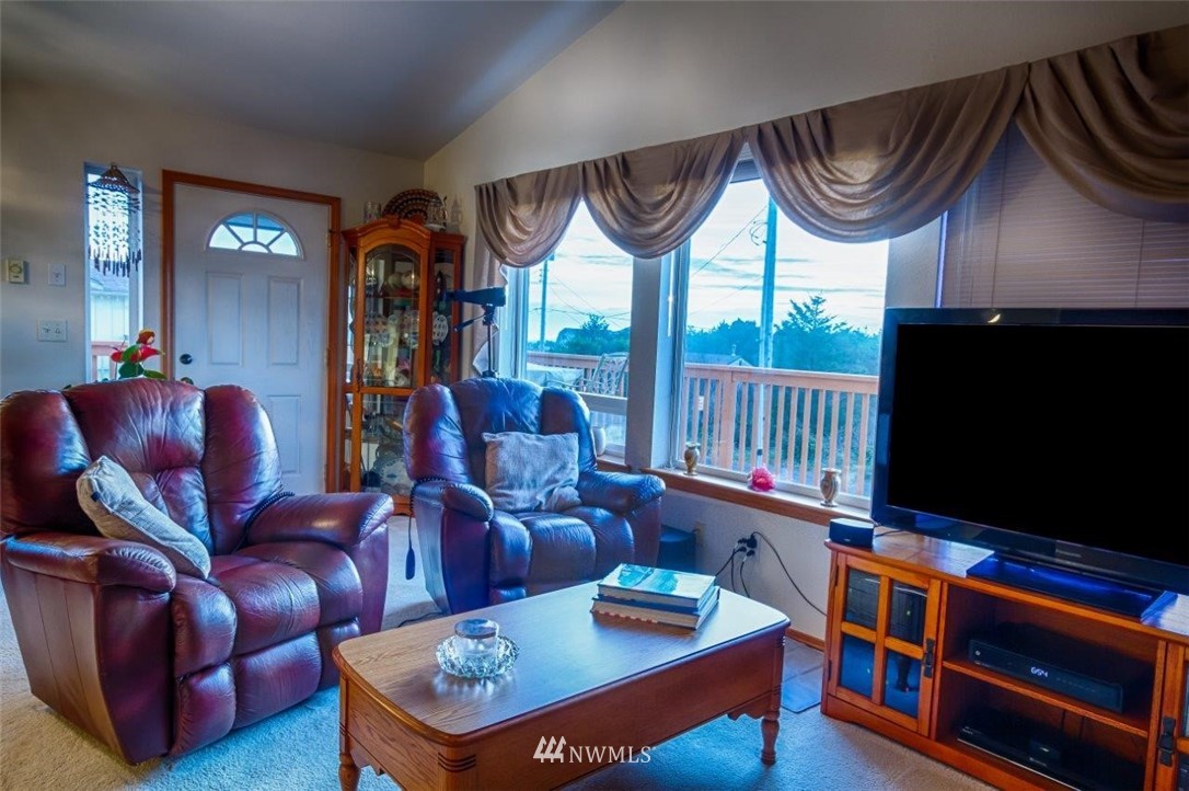 17 McCullough Road Copalis Beach, WA 98535 - Photo 8 of 13 Gallery Image 8