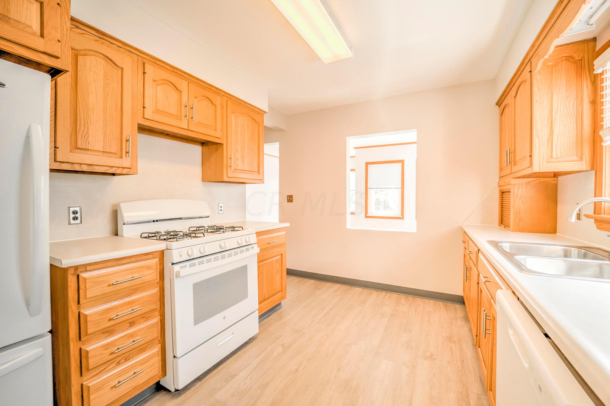 309 East Beaumont Road Columbus, OH 43214 - Photo 11 of 46 Kitchen to Family Room addition