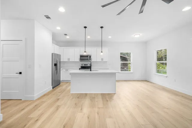 $262,900 | 42 Eckie Drive, Freeport, FL 32439